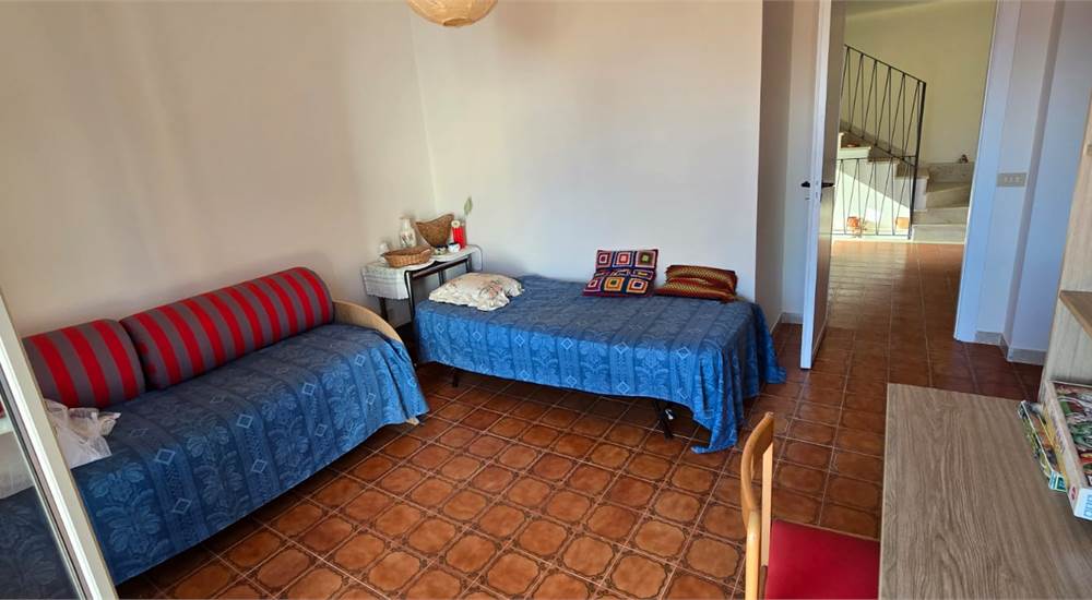Photo 44