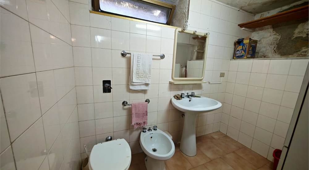 Photo 34