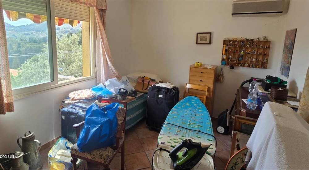 Photo 37