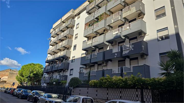AMPIO 4VANI ZONA STRASBURGO