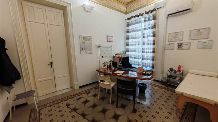 Stanze uso studio pressi Politeama