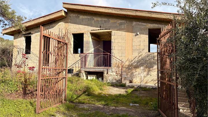 Villa singola da rifinire 