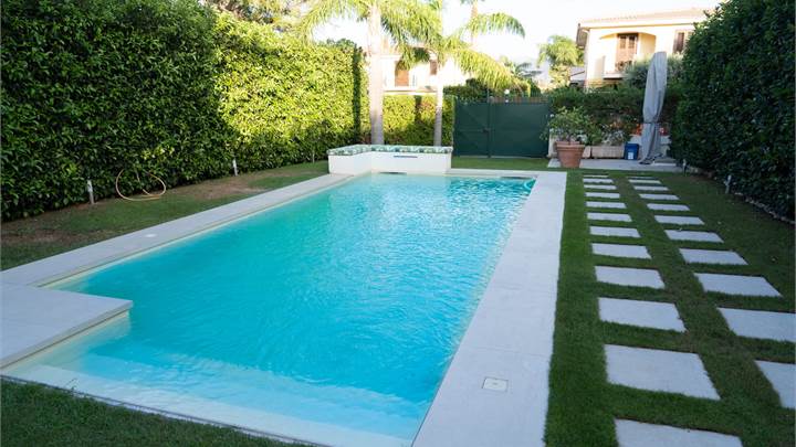 VILLA BIFAMILIARE MARINALONGA CON PISCINA DA MAGGIO AD SETTEMBRE