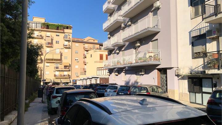 APPARTAMENTO ARREDATO USO TRANSITORIO