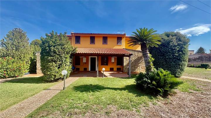 Villa for sale in Altavilla Milicia